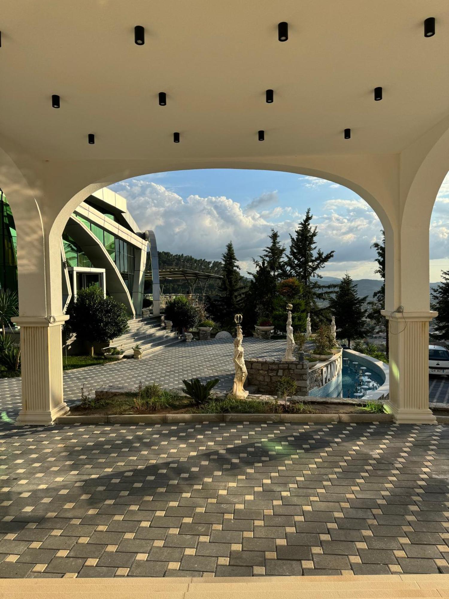 Hotel Panorama & Spa Elbasan Exterior foto